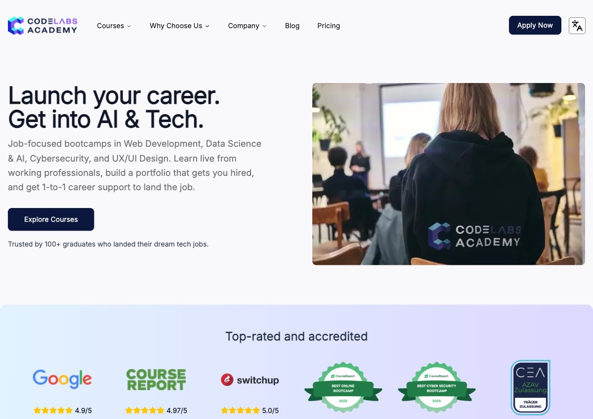Page d'accueil de Code Labs Academy : bootcamps Web Development, Data Science & AI, Cybersécurité et UX/UI